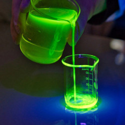 Poudre de Fluorescéine pot de 1kg - FLUOTECHNIK