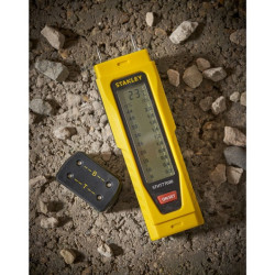 Testeur d'humidité Stanley avec housse STHT77030
