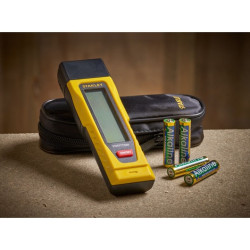 Testeur d'humidité Stanley avec housse STHT77030