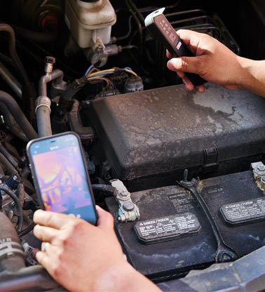 Flir ONE Pro EDGE Flir ONE EDGE dans un moteur