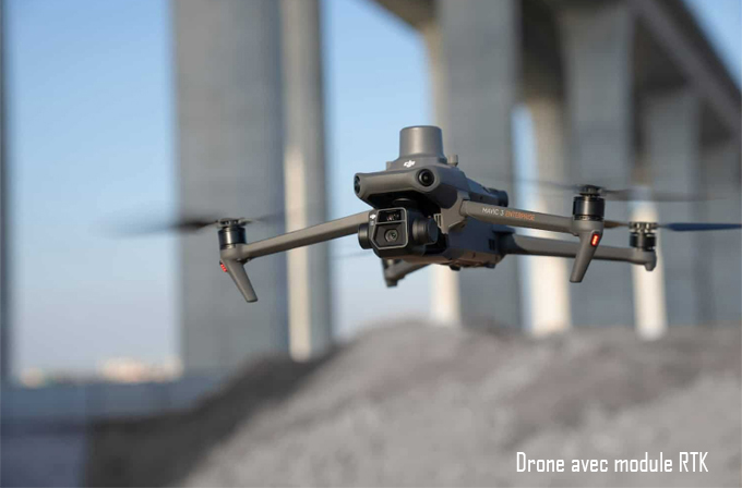DJI Mavic 3 Enterprise avec le module RTK