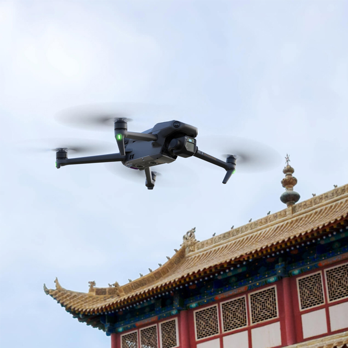 DJI Mavic 3 Enterprise en hauteur